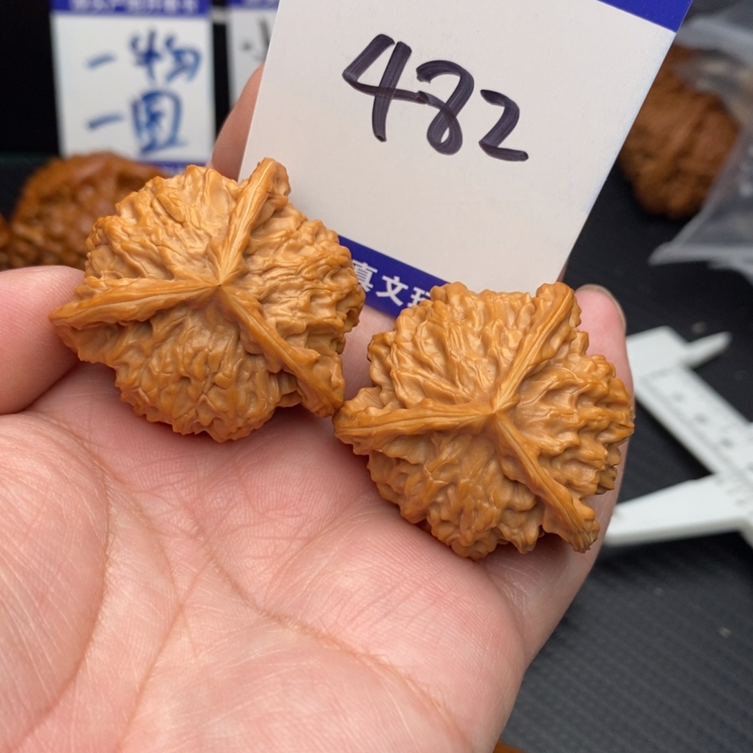 把件桃核盘山37左右mom