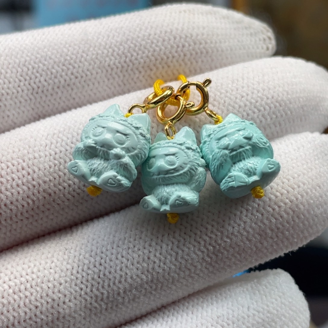 绿松石未镶嵌挂件