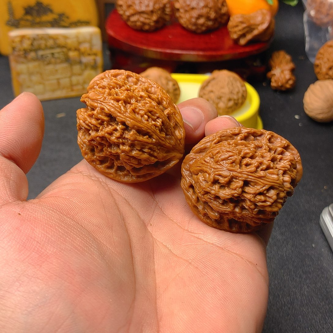 ****.文玩核桃把件南疆