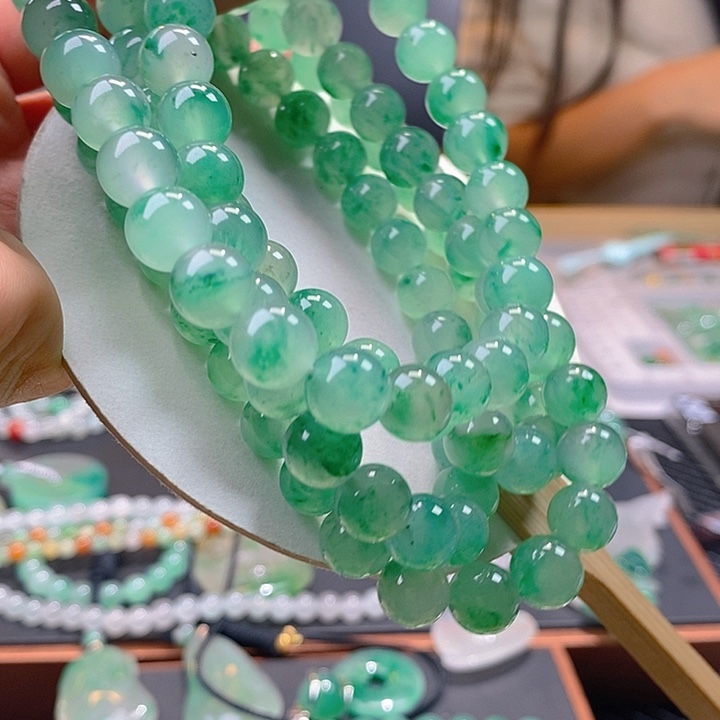 石英质玉卡9加108未镶嵌