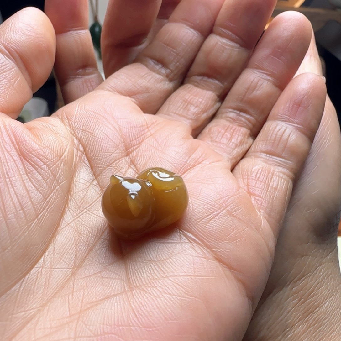 物***货和田玉（糖玉）未镶嵌颈饰