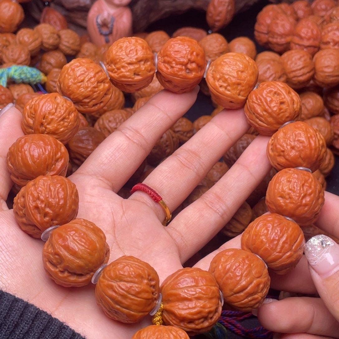 文玩核桃手串蛇皮纹足球