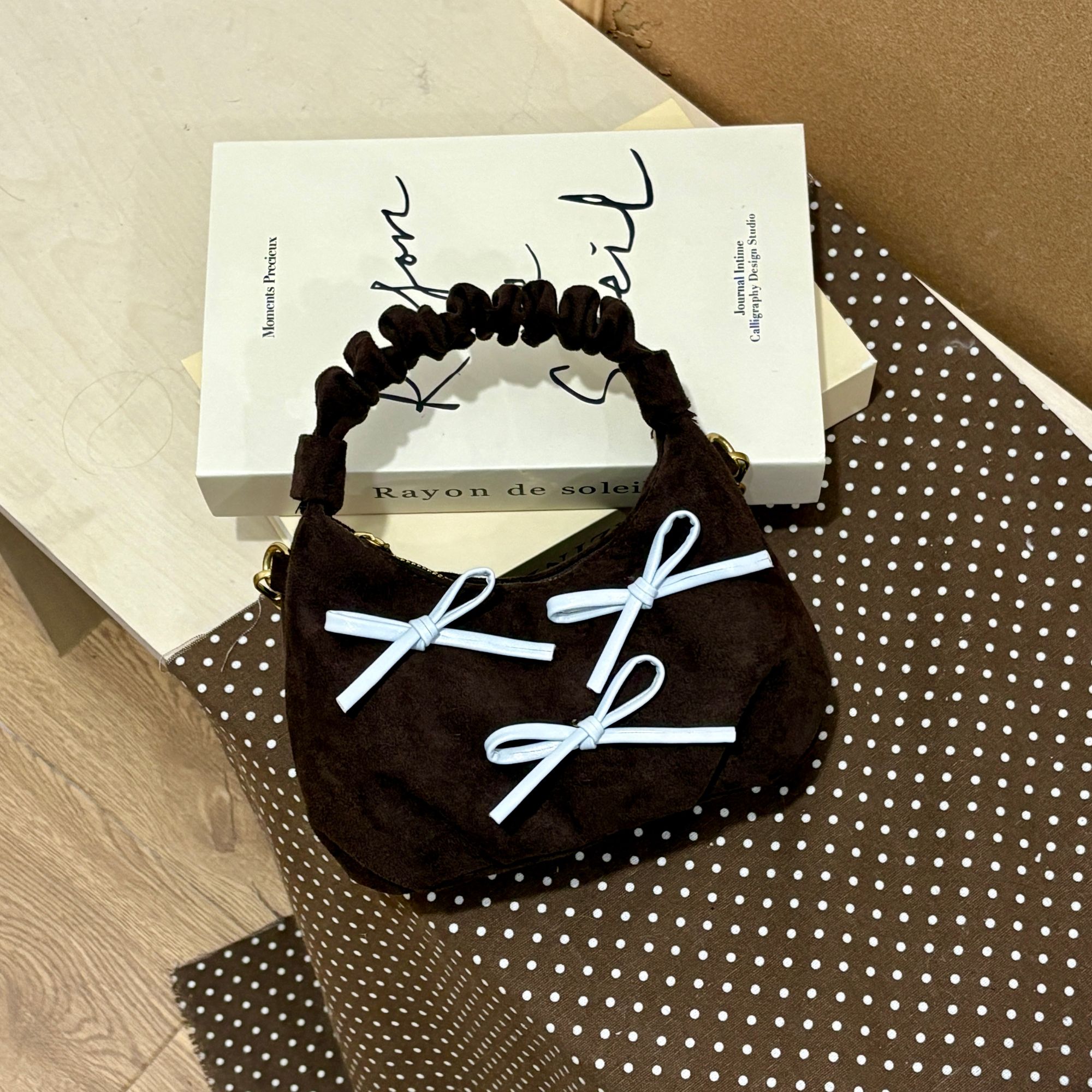 卷卷小众手提包B106