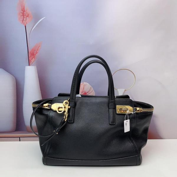 95新/菲拉格慕/市场价12000/包包/250308MM0023