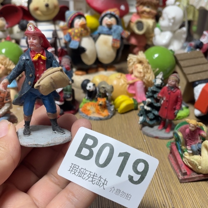 聆***泉摆件孤品老货微瑕瓷