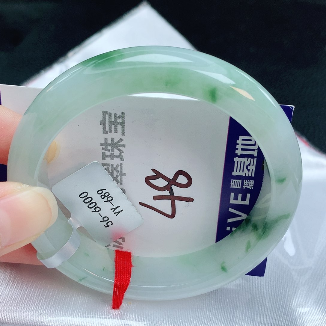 翡翠手镯未镶嵌缅甸天然A货翡翠手镯