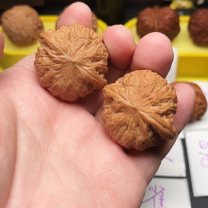 龙***哥文玩核桃吊坠38全品铁锤