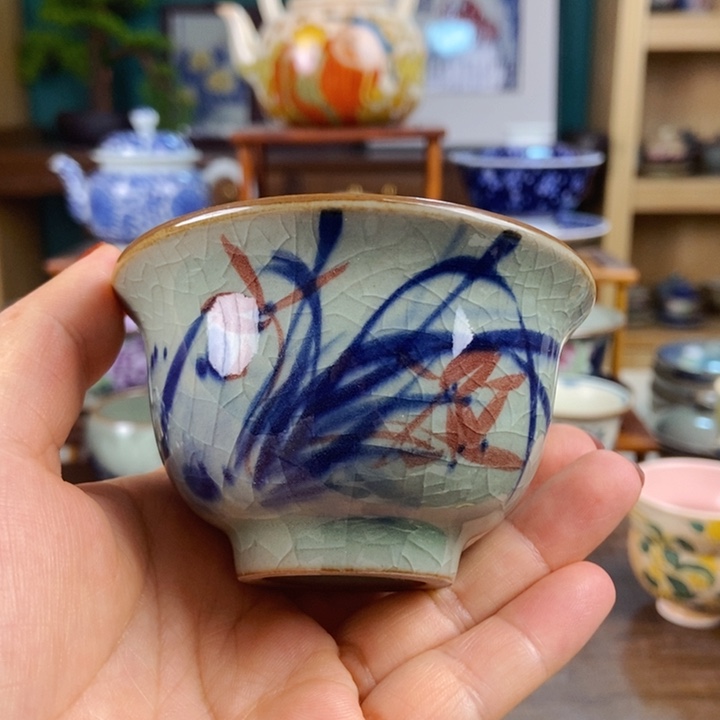 瓷片手工制作工艺精湛等特点为