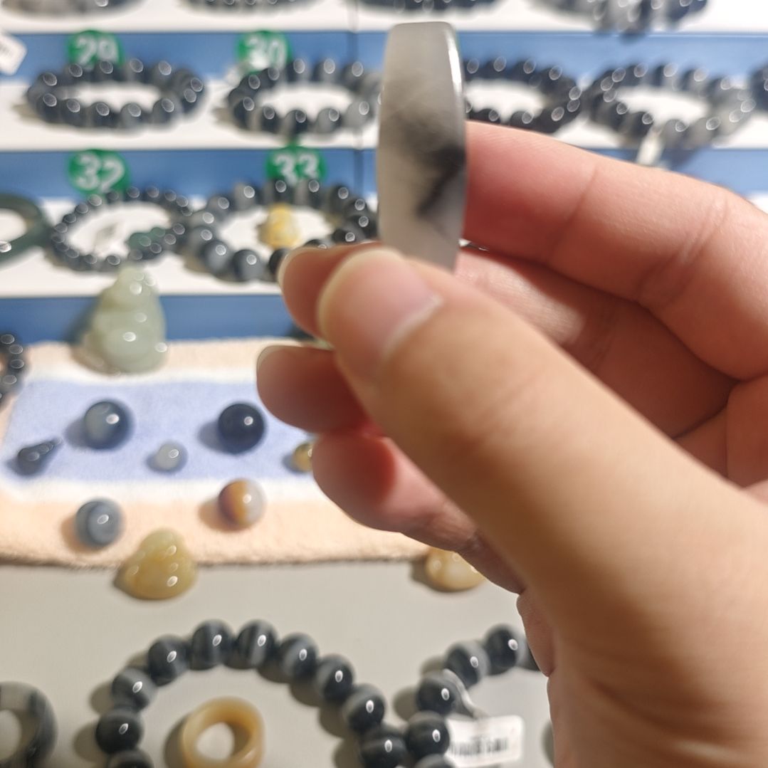 石英质玉未镶嵌手链