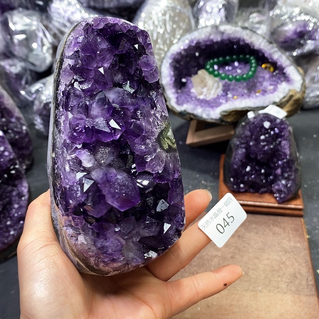 水晶大型摆件（非配饰）未镶嵌