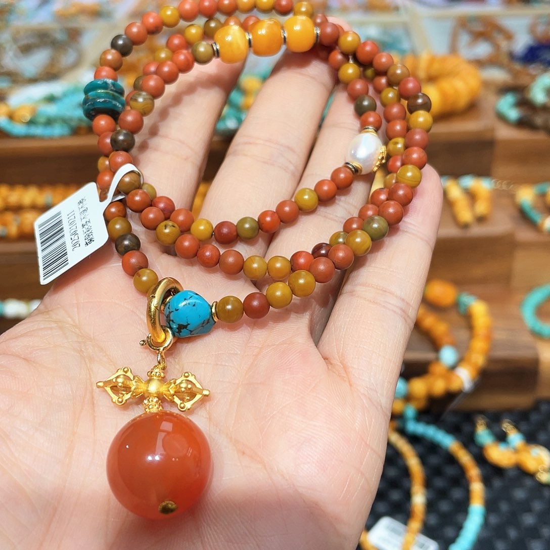 琥珀裸石未镶嵌项链