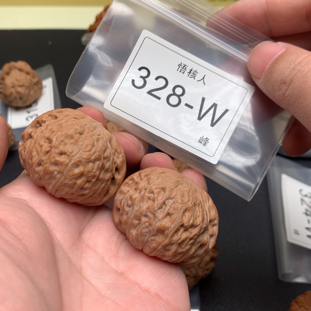 【闪购商品】文玩核桃吊坠铁锤40全