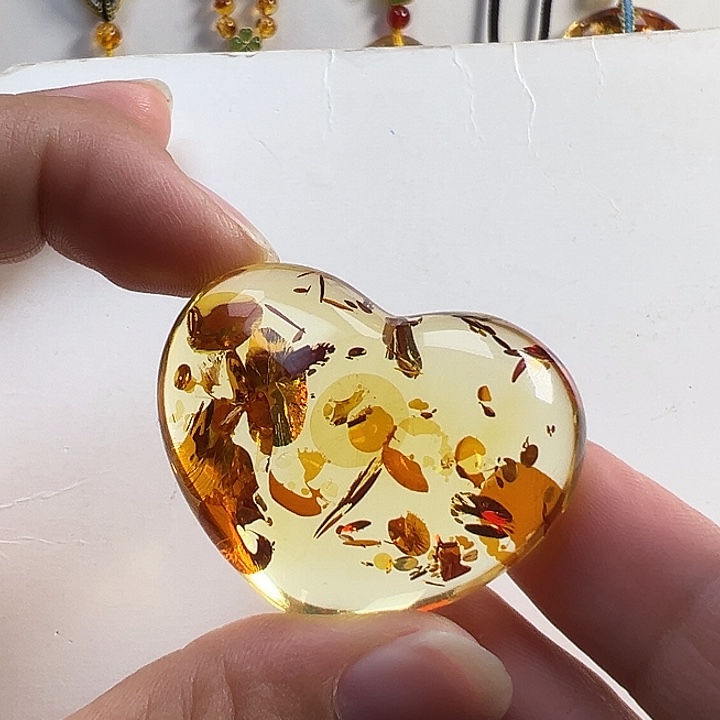 琥珀（花珀）未镶嵌颈饰