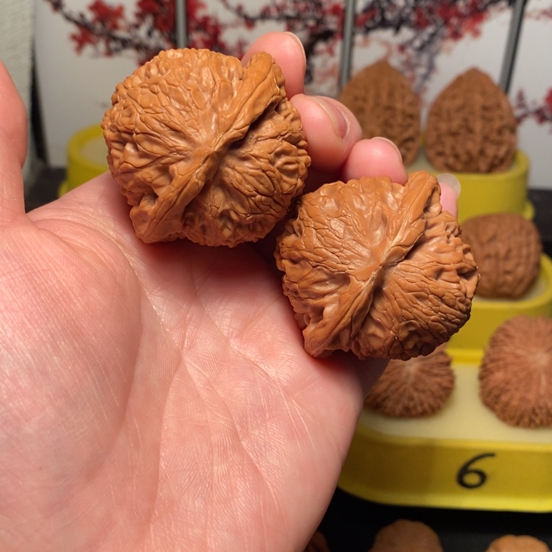 文玩核桃把件45尺宫灯核桃