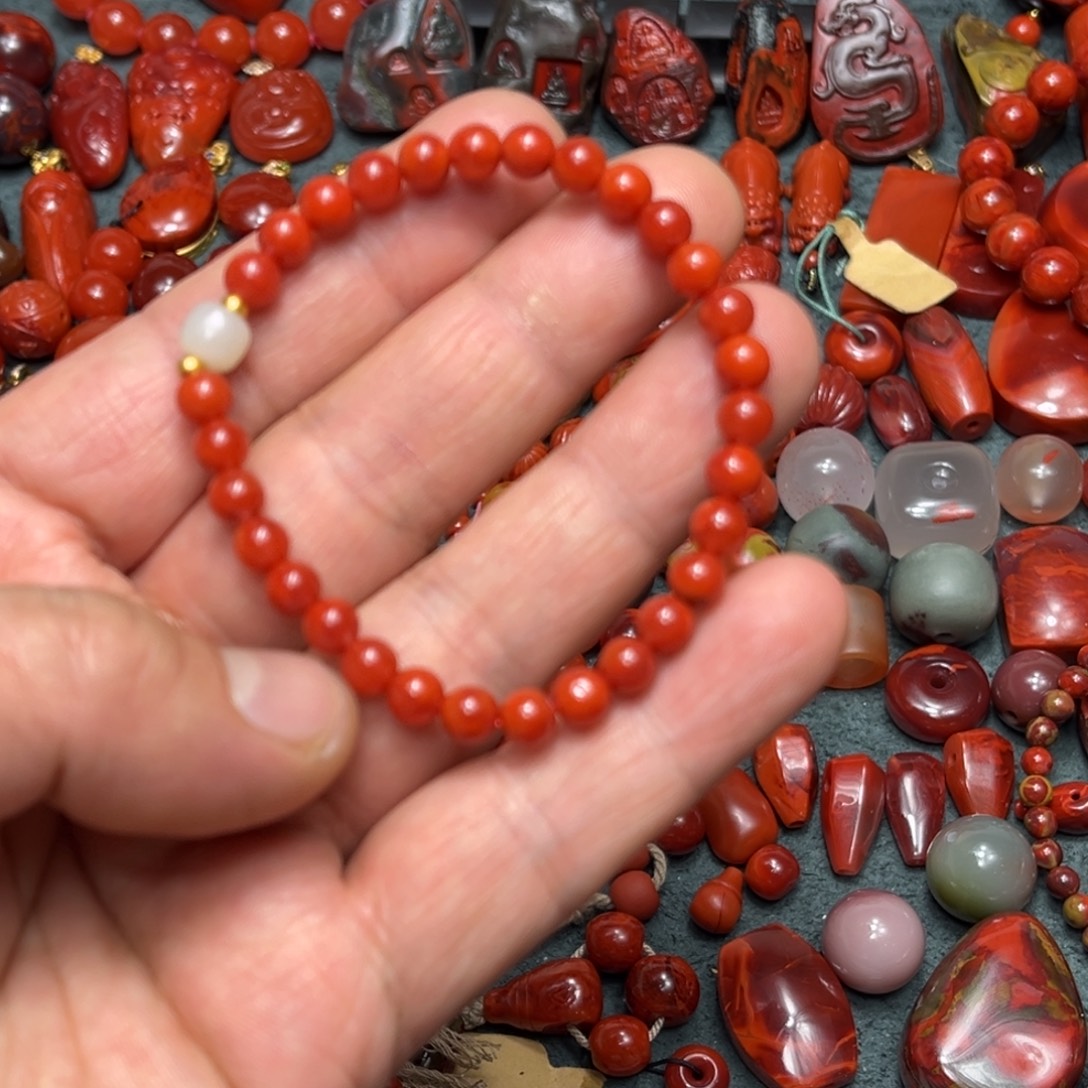 南红玛瑙未镶嵌颈饰