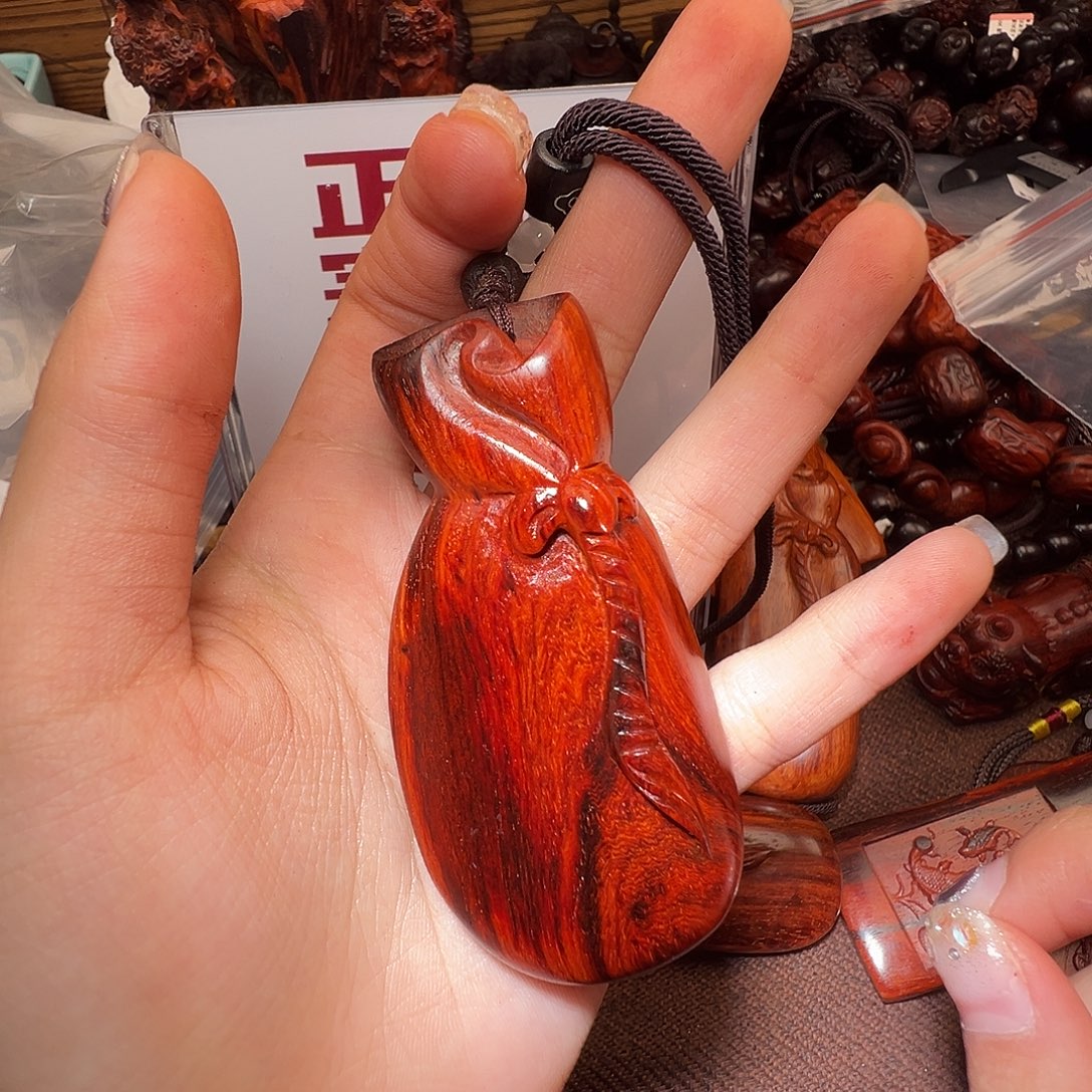 把件檀香紫檀（小叶紫檀）