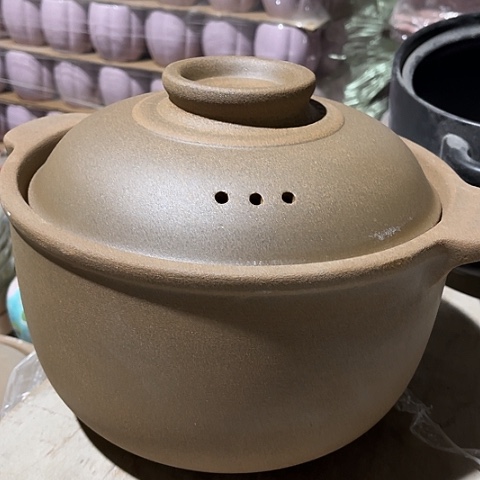 微瑕，明火、口径25高14，4L有颗粒，中间有点凸