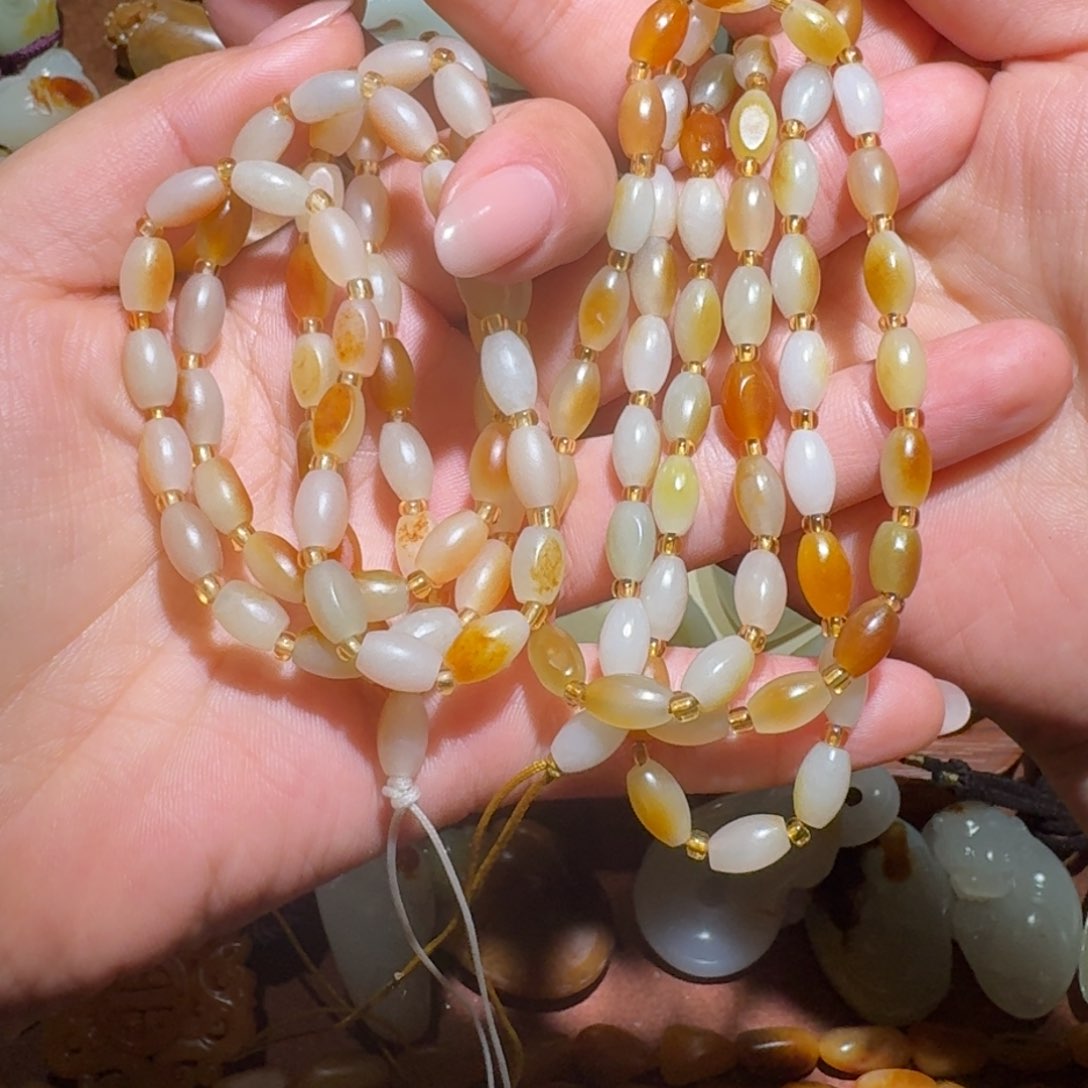 和田玉挂件未镶嵌玉*