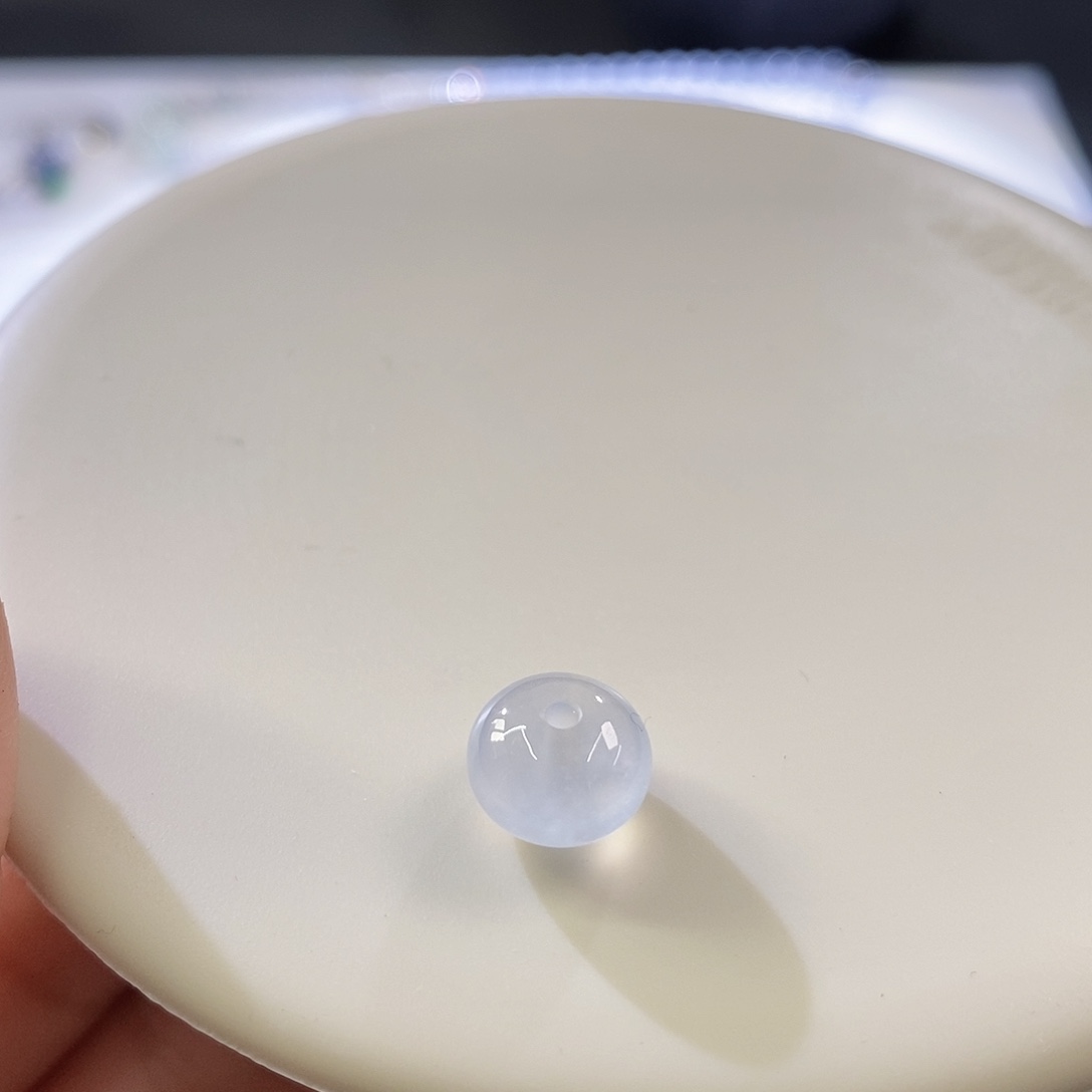 翡翠未镶嵌挂件鼓珠