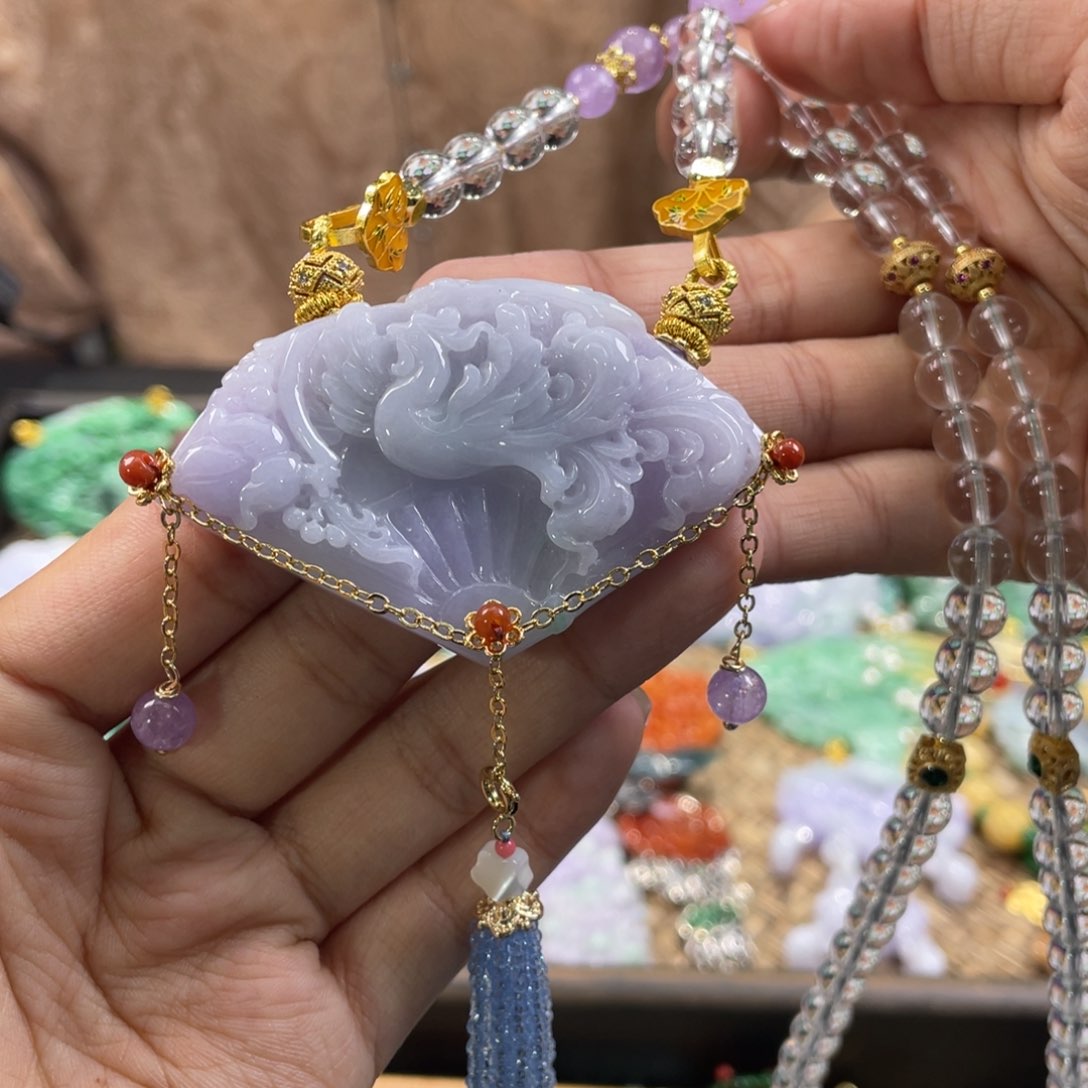 翡翠颈饰未镶嵌代编织