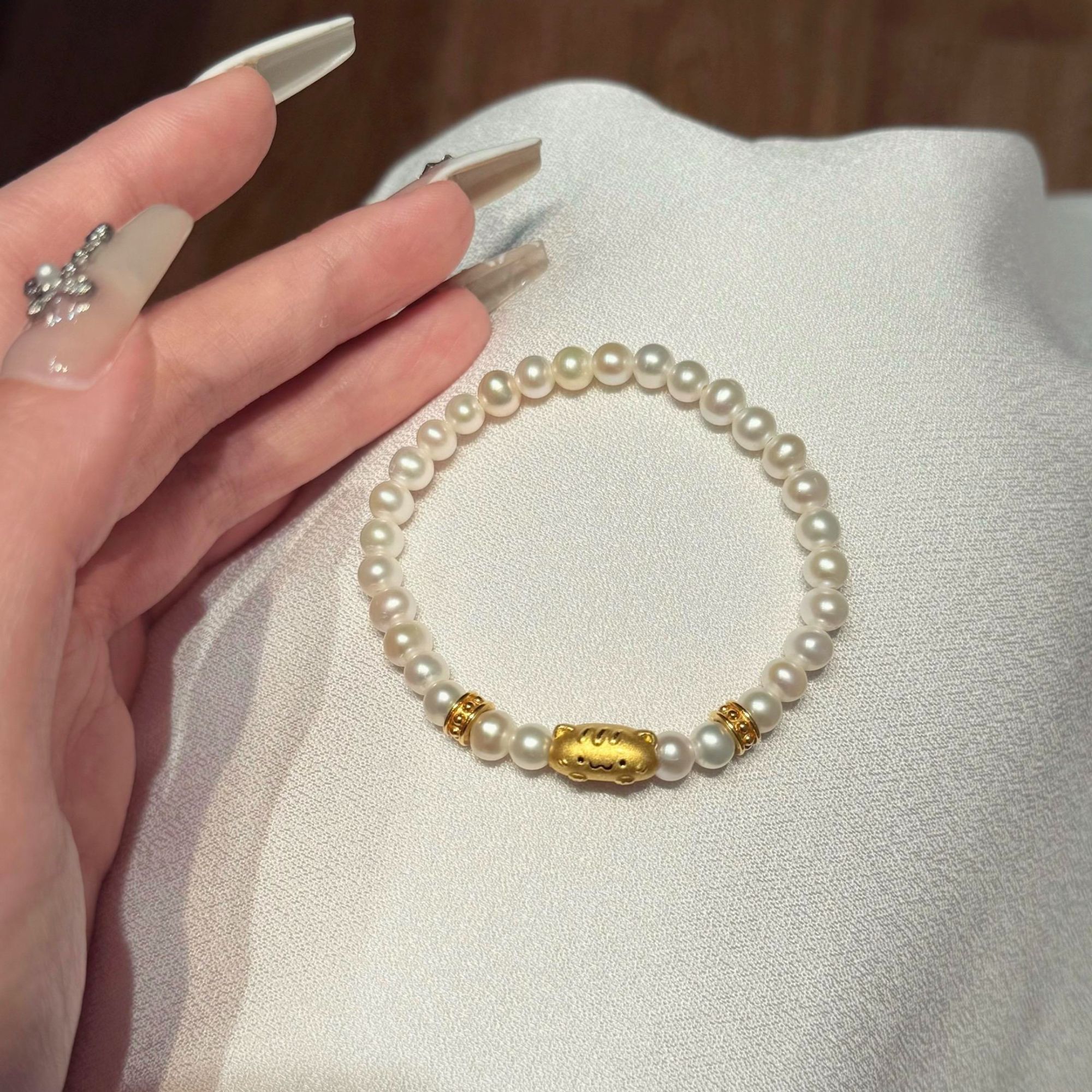 瑞诺黄金珍.珠面包小猫手串女足金999新款可爱手链生日礼物送女友