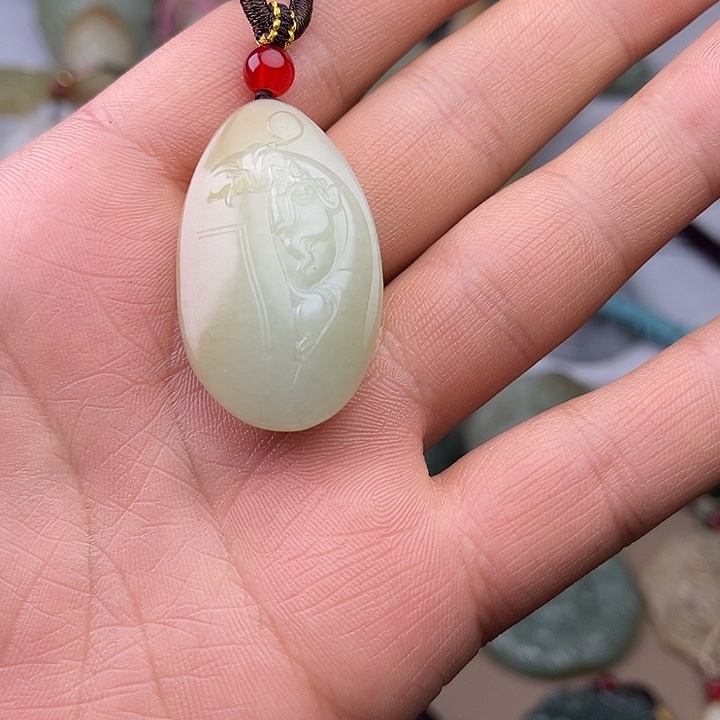 和田玉吊坠(赠链)未镶嵌