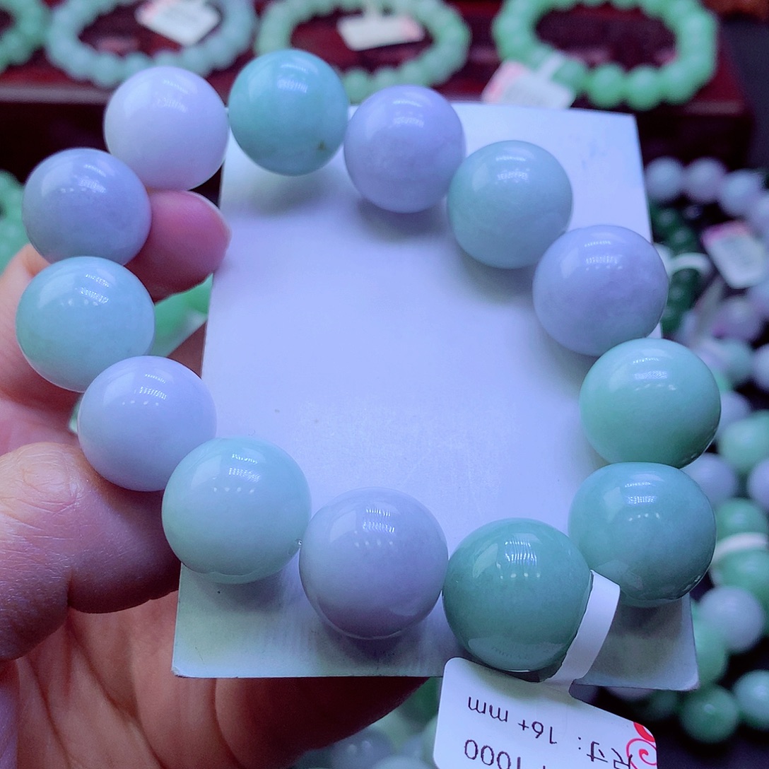 强***翡翠未镶嵌毛衣链