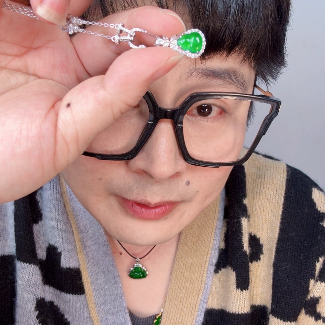 翡翠颈饰未镶嵌一套