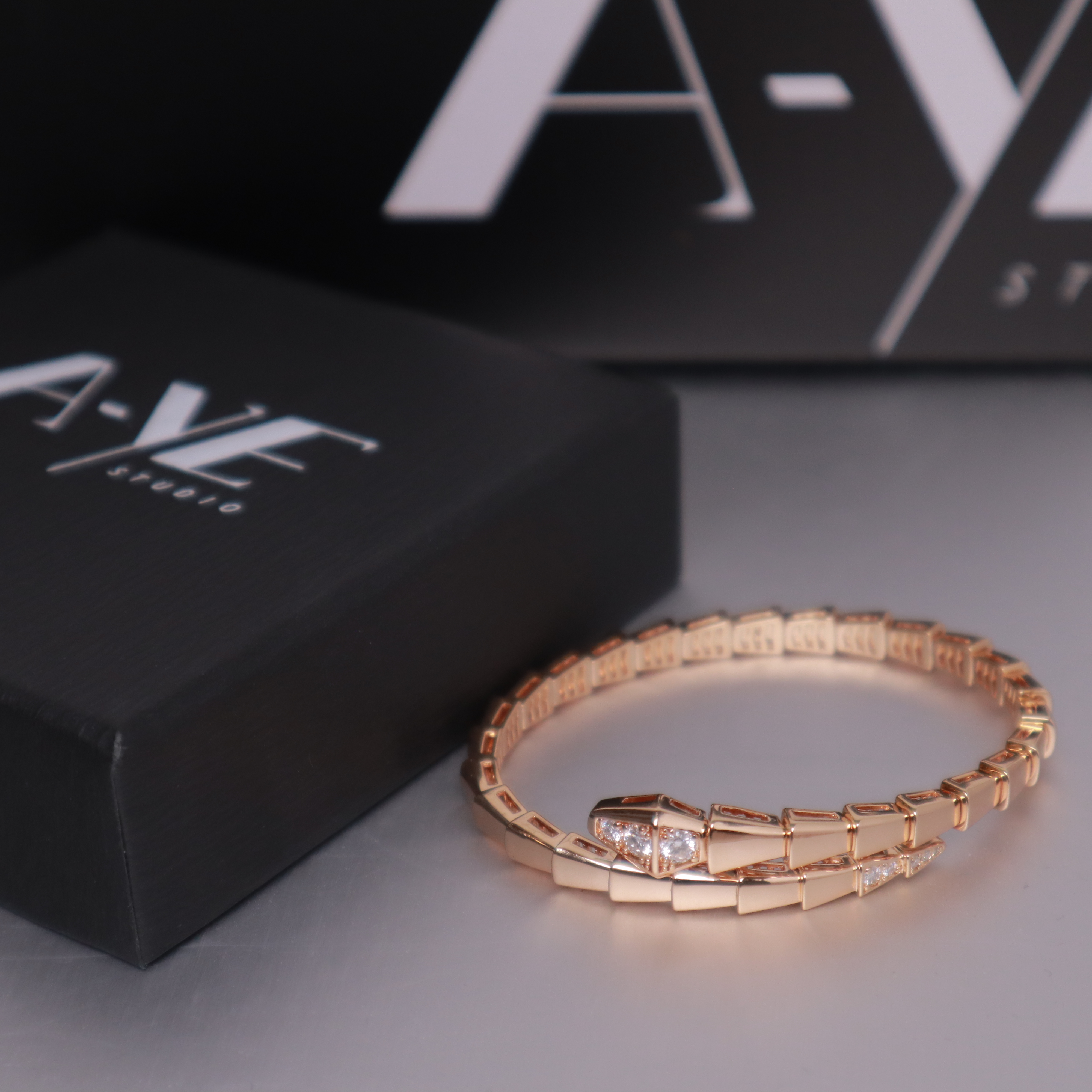 合金合成锆石手镯 经典头尾钻蛇手镯 气质时尚百搭Z0733