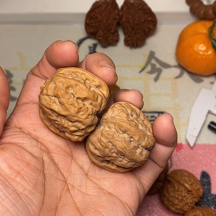 恒***辉文玩核桃把件蛤蟆头