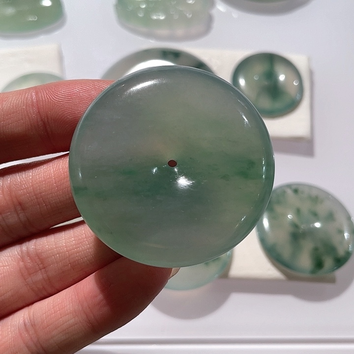 定制翡翠未镶嵌毛货