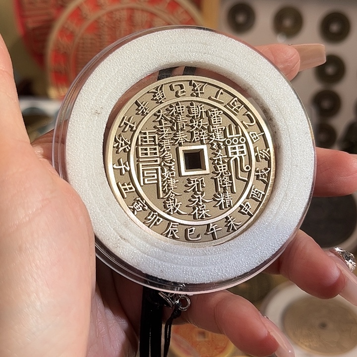 铜现代翻砂工艺作品