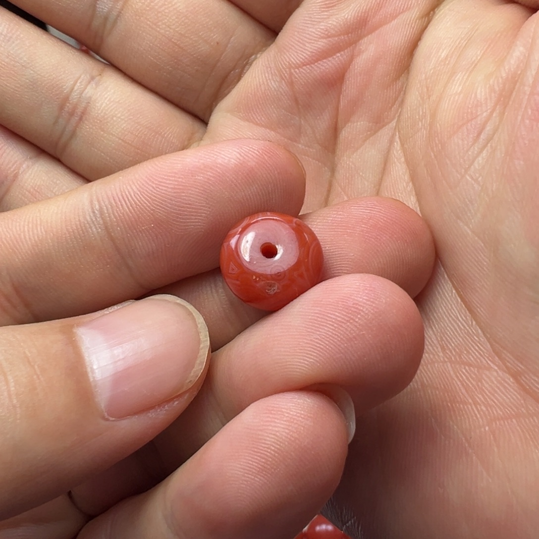 胖***嘟南红玛瑙珠子未镶嵌