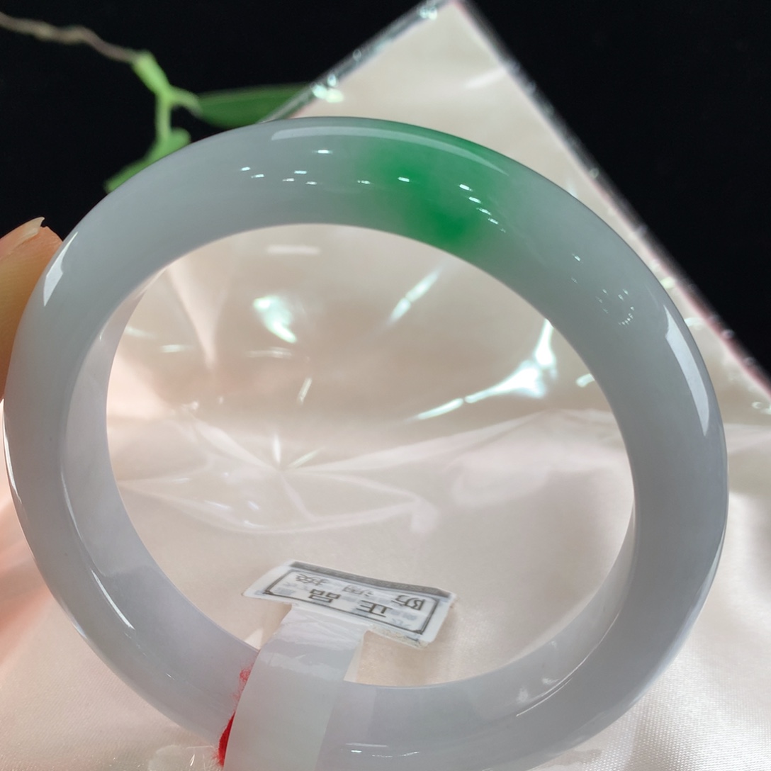 翡翠手镯未镶嵌111-0354