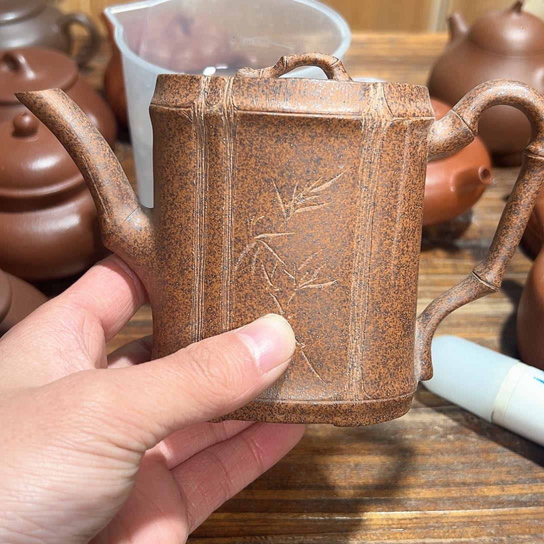 紫砂茶壶紫砂的味道很