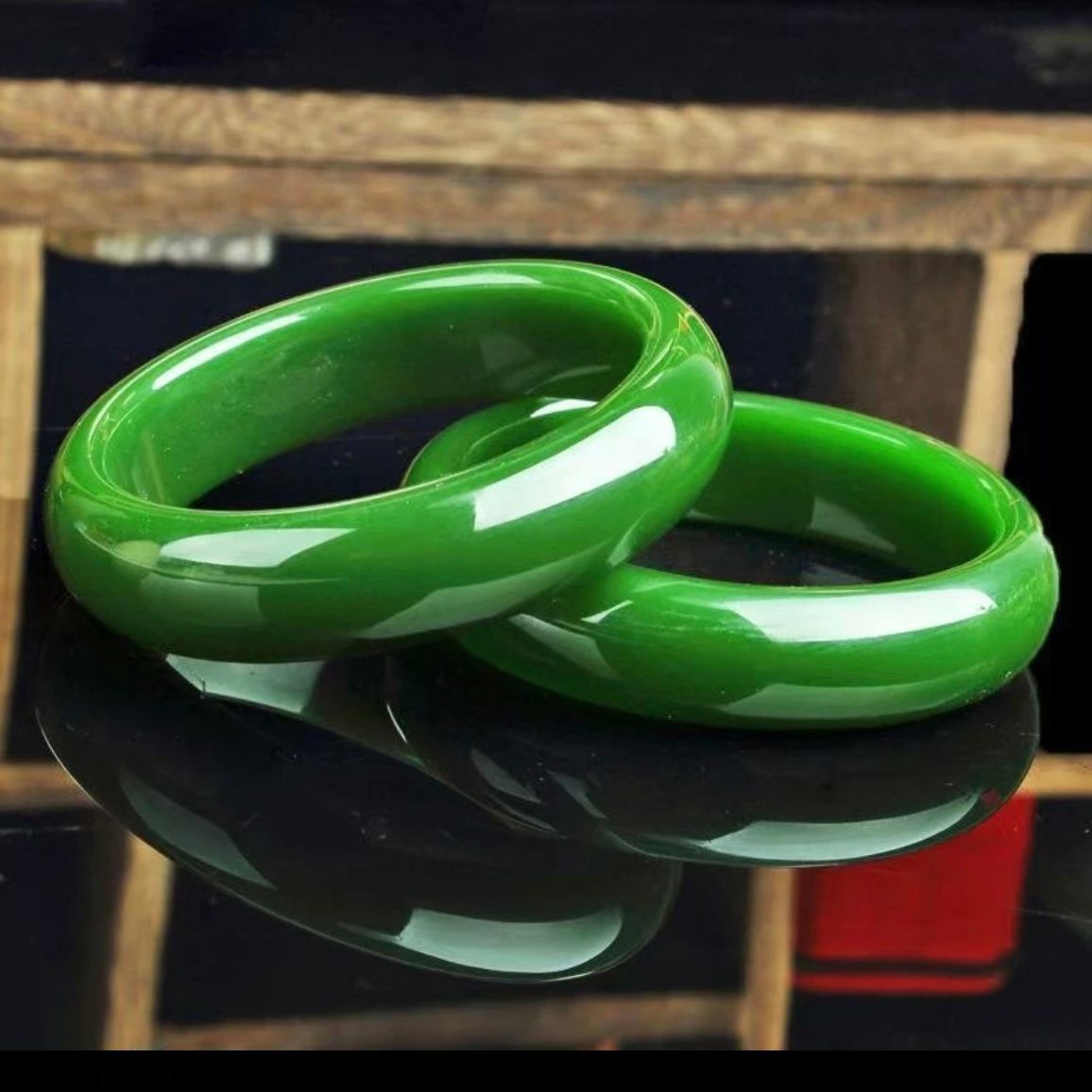 菠菜绿色手镯显贵气送妈妈ZD0534