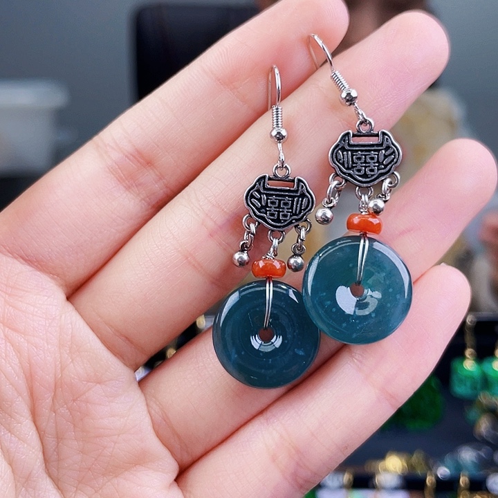 翡翠耳饰未镶嵌饰品