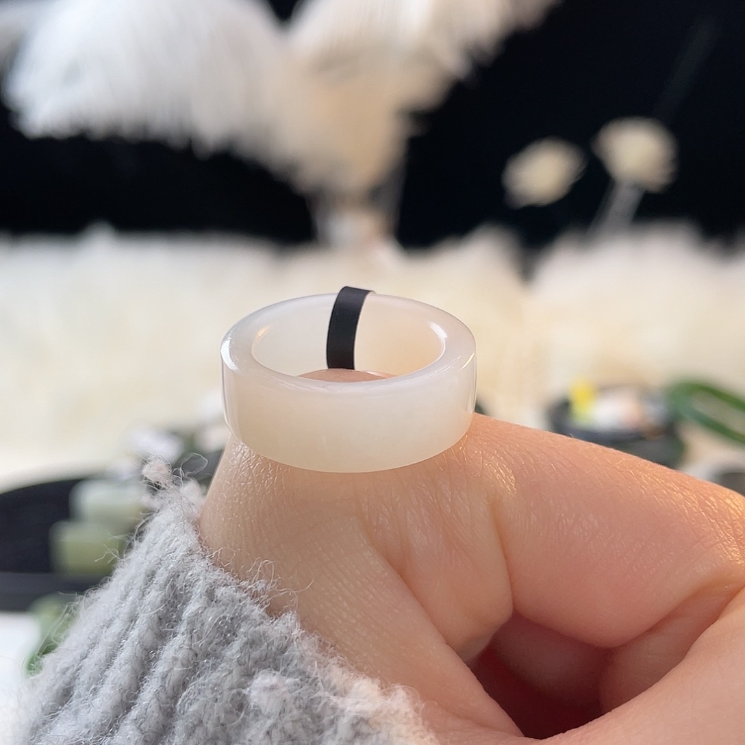 和田玉未镶嵌戒指k18 俄白直切17.3mm