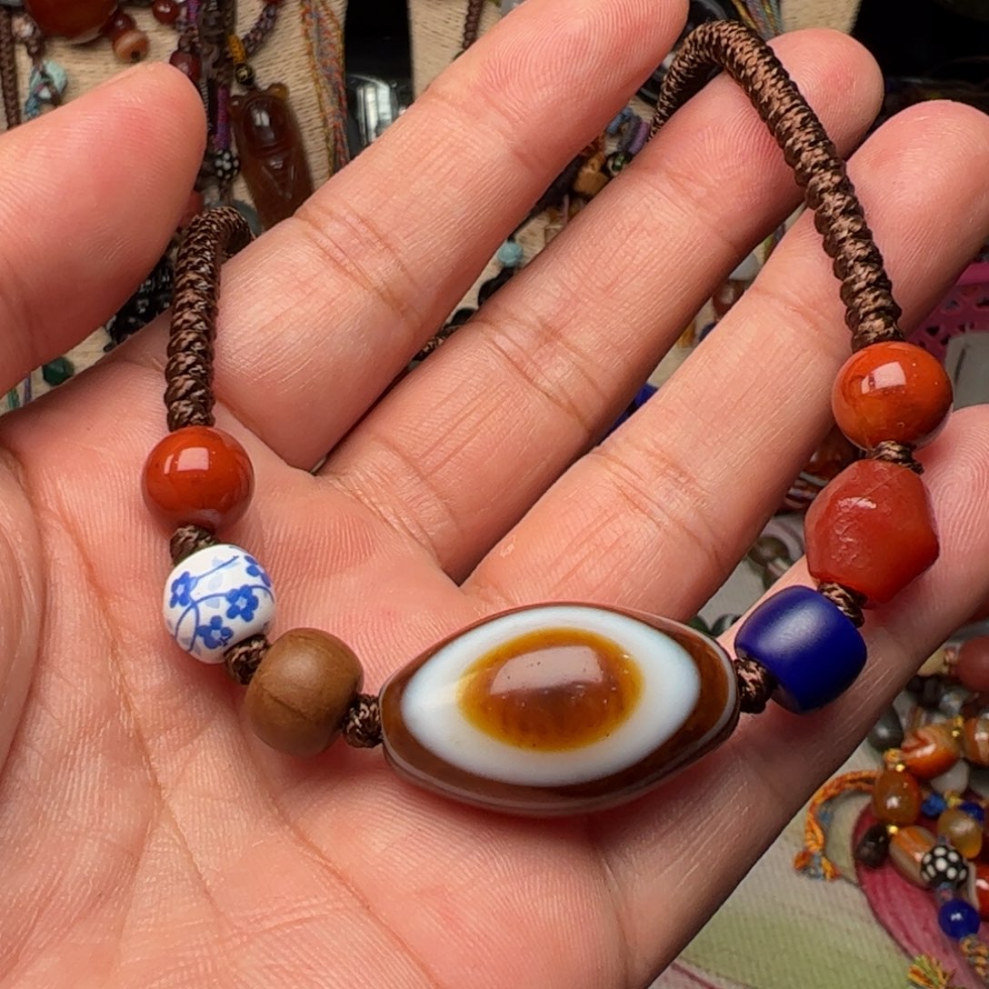 玛瑙/玉髓颈饰未镶嵌