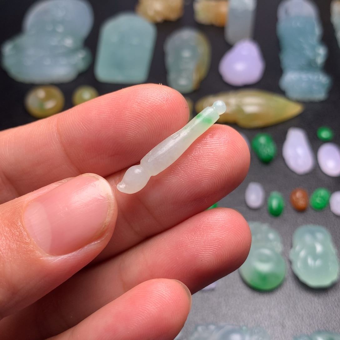 定制翡翠未镶嵌毛笔