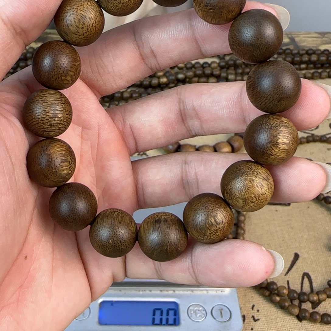 沉香碎屑沉香莺歌绿棋卡1.4+碎屑