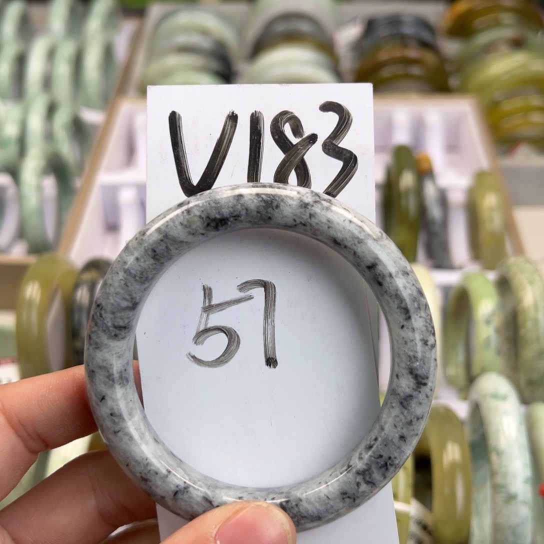岫玉手镯未镶嵌天然岫玉微瑕