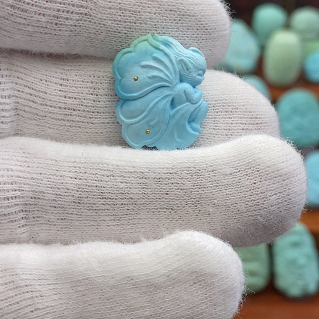 绿松石未镶嵌珠宝奇石