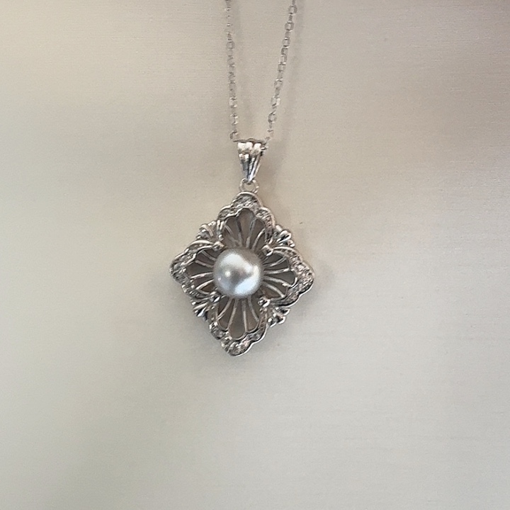 银S925镶嵌颈饰海水珍珠复古吊坠
