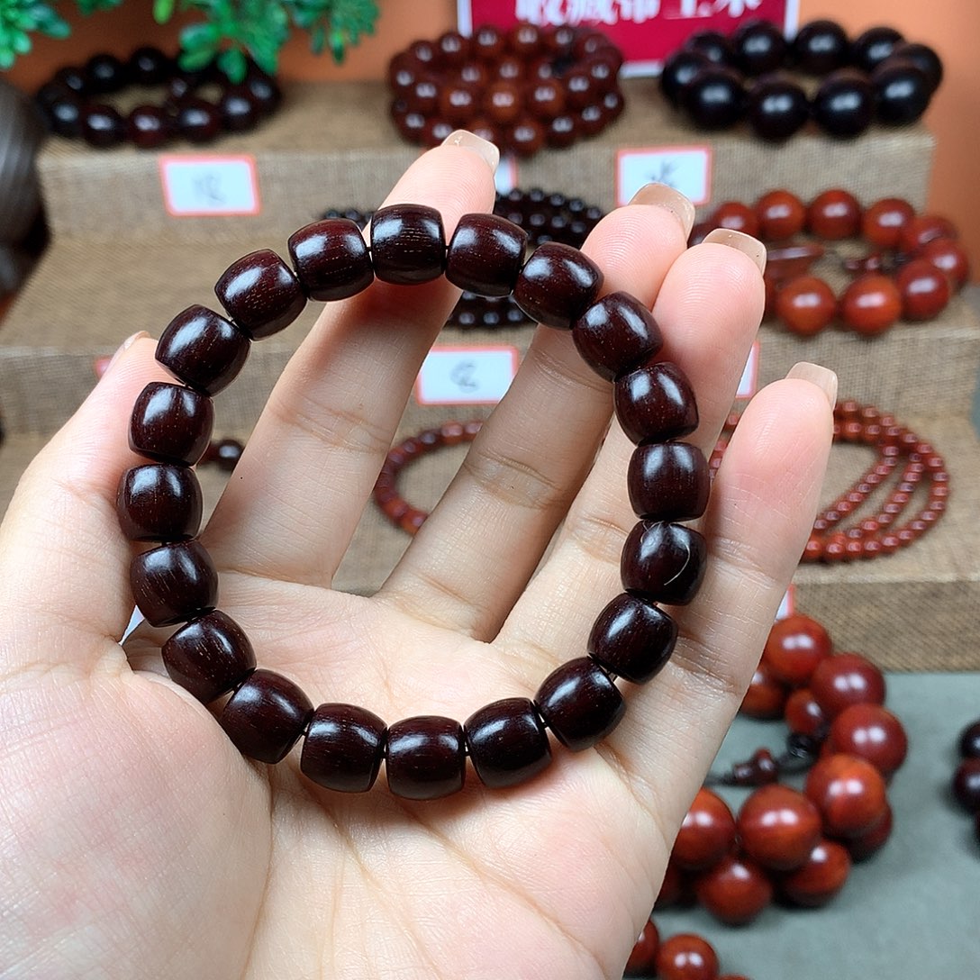 ﾉ***见檀香紫檀（小叶紫檀）