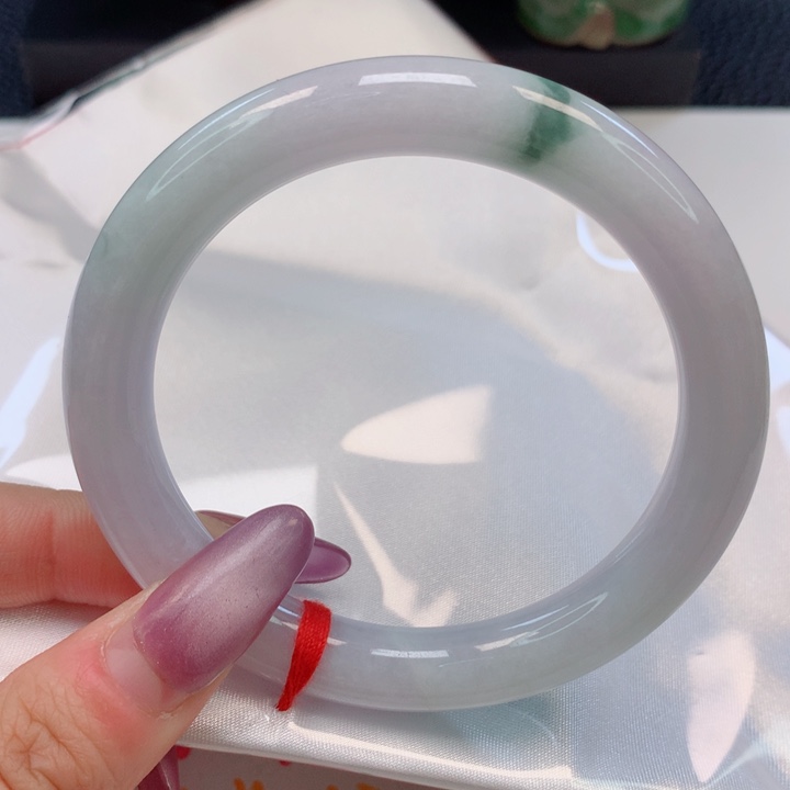 翡翠手镯（圆镯）未镶嵌