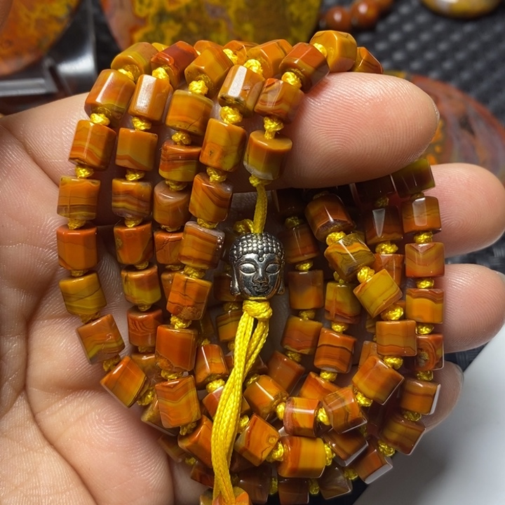 玛瑙/玉髓颈饰未镶嵌@****?