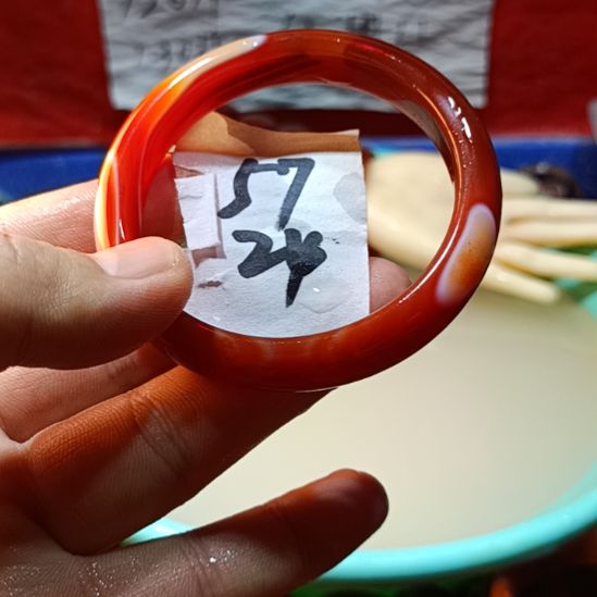 玛瑙/玉髓手镯未镶嵌