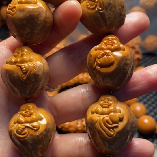 橄榄核吊坠北****丸包衣弥勒