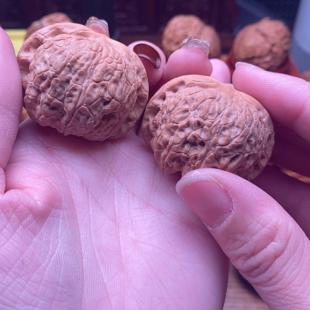 文玩核桃吊坠煮****?血麒麟41